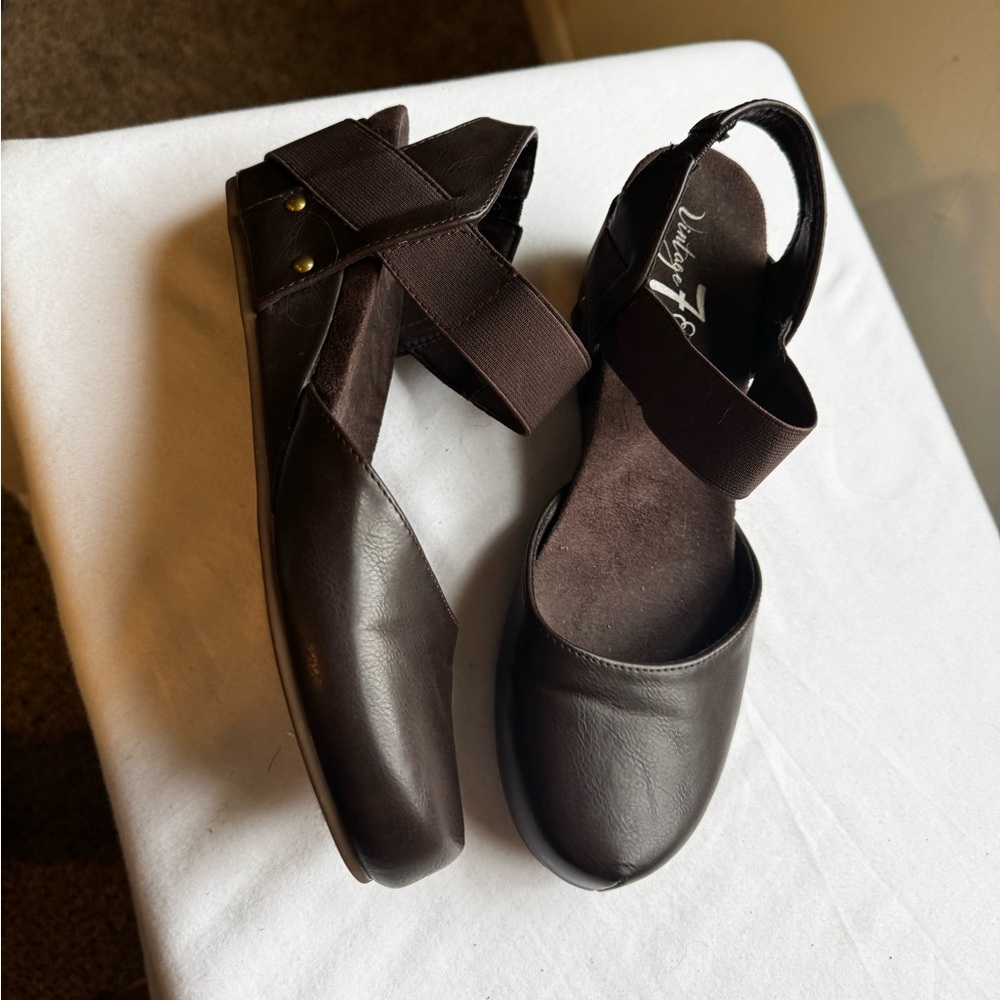 Y2K Vintage 7 Eight Freedom Mary Jane Style Wedges Close Toe. Size 9